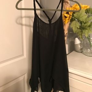 Black flow tank top